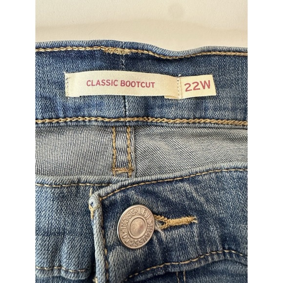Levi's Jeans‎ Women's Size 22W Bootcut Plus Med Wash Denim Stretch Classic  New - Picture 3 of 8